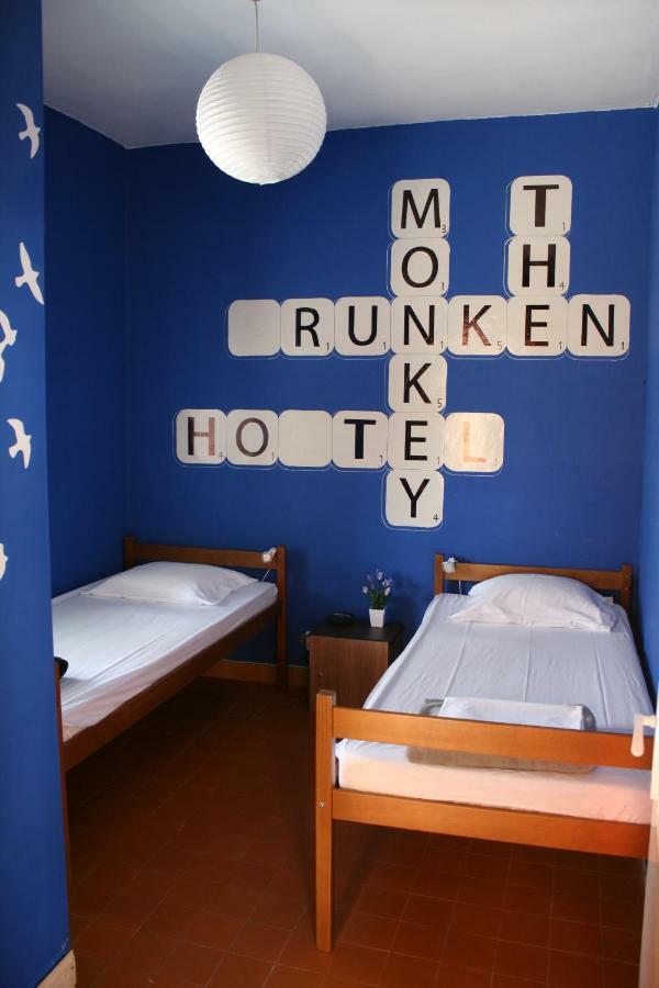 The Mellow Monkey Hostel Ζαντάρ Εξωτερικό φωτογραφία