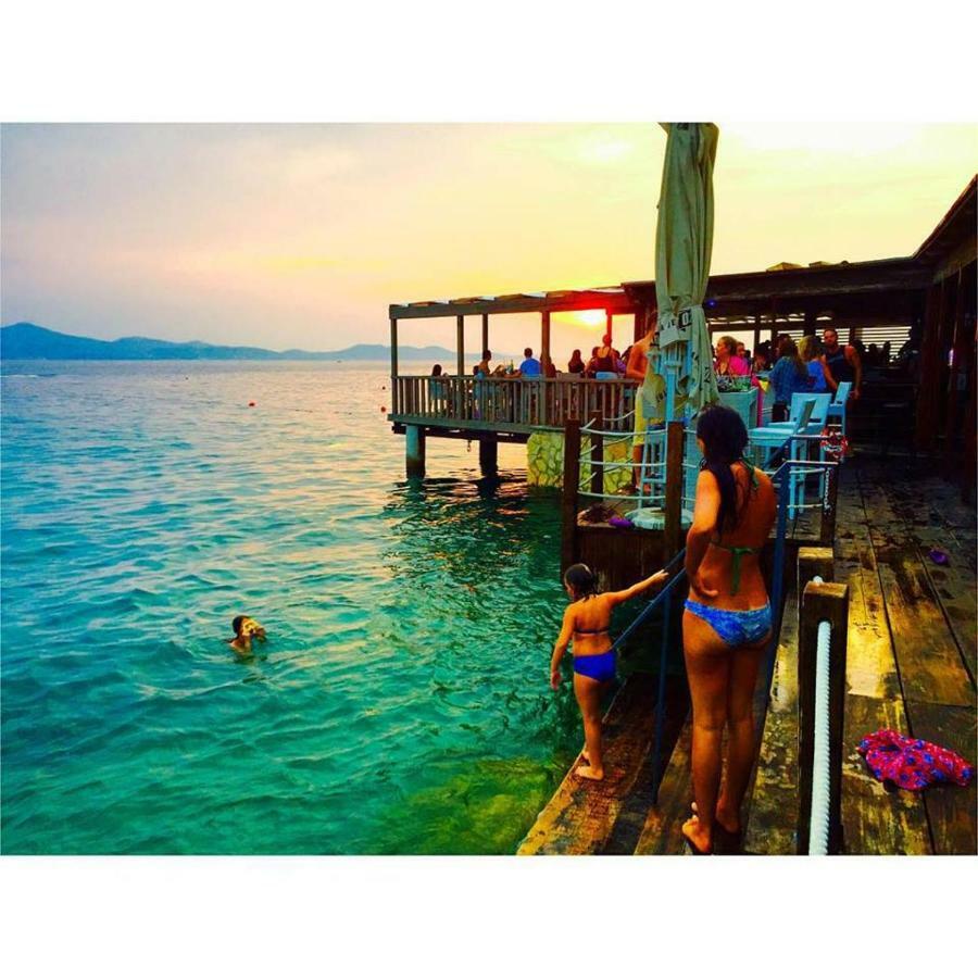 The Mellow Monkey Hostel Ζαντάρ Εξωτερικό φωτογραφία
